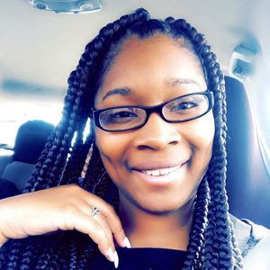 Meet your Posher, Amelia